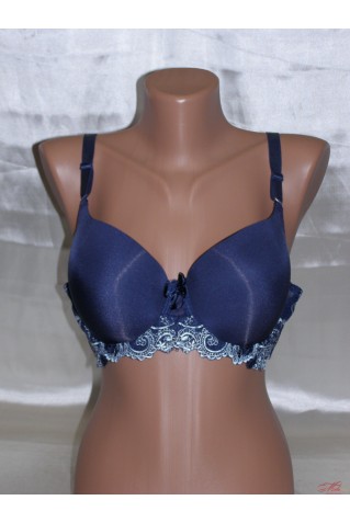 Бюстгальтер литая чашка